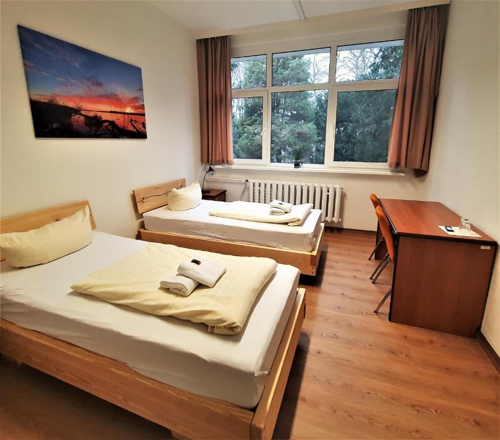 Waldhotel Am See Berlin-Schmoeckwitz Exterior photo